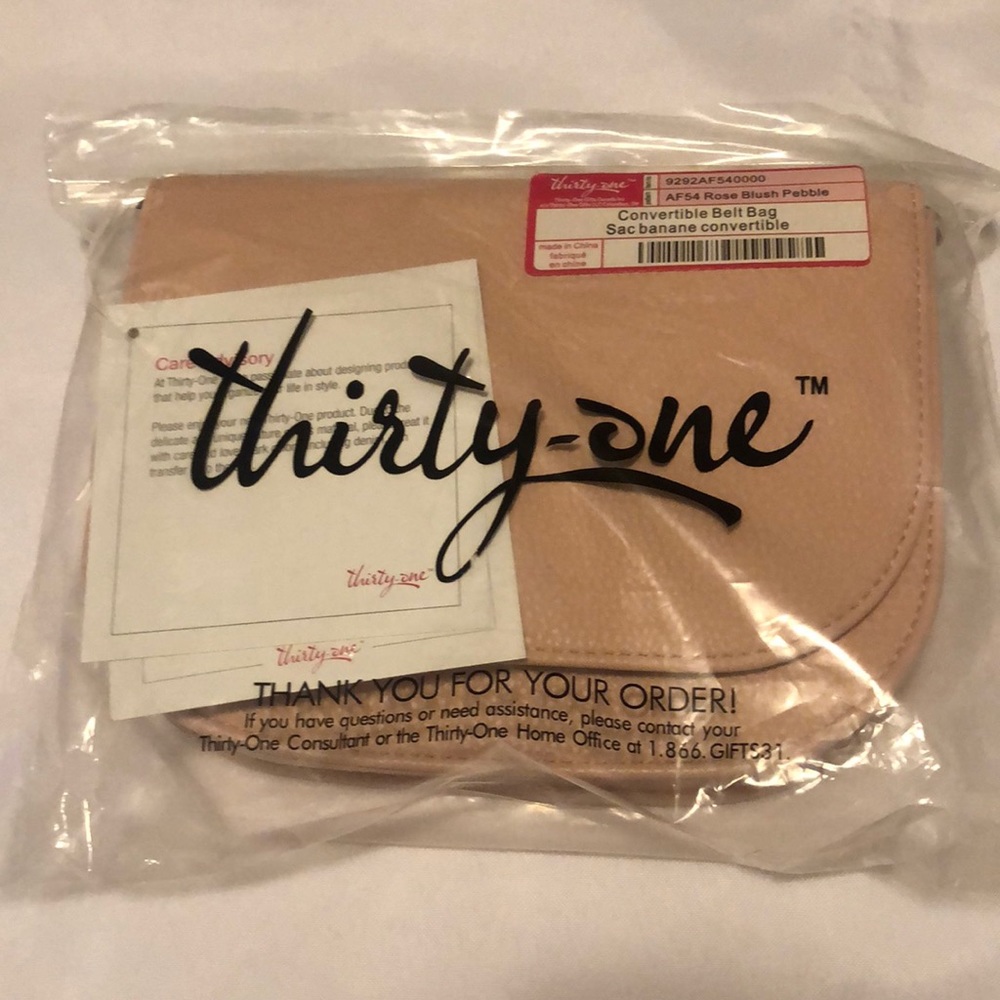 NWT Thirty One Convertible Belt Bag in Rose Blush Pebble